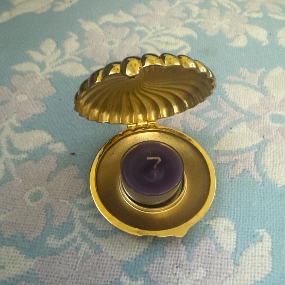 Partylite *Coastal~Chic* Candle Holder Clamshell Compact Goldtone Metal Tealight